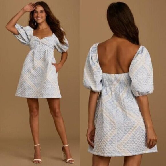En Saison Dresses & Skirts - En Saison Aim to Impress Quilted Satin Puff Sleeve Mini Dress Size M Blue Print